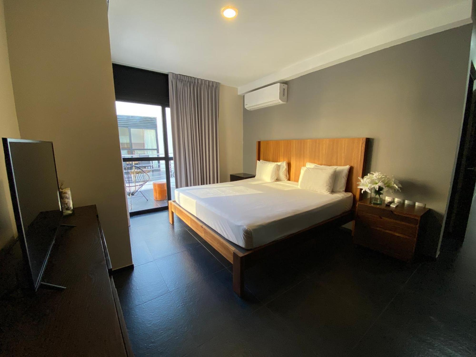 SOLÉ Suites by GuruHotel Playa del Carmen Esterno foto