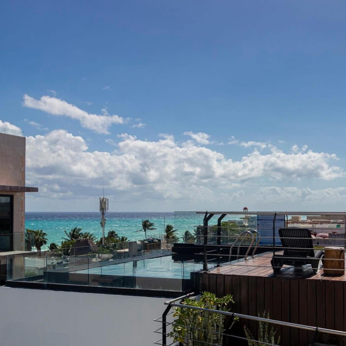 SOLÉ Suites by GuruHotel Playa del Carmen Esterno foto